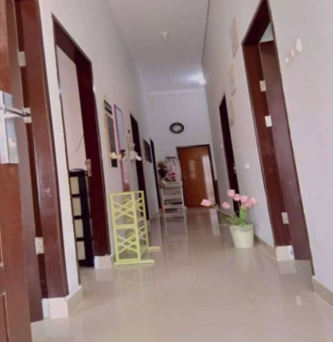 Kost Cewek : (Rona Kost, Panam)