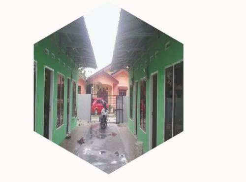 Kost Cewek : (Simpang Tiga)